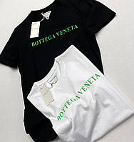 Мужская стильная брендовая футболка Bottega Veneta белого и чёрного цвета с принтом