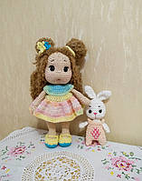 Лялька в'язана іграшка з зайчиком
