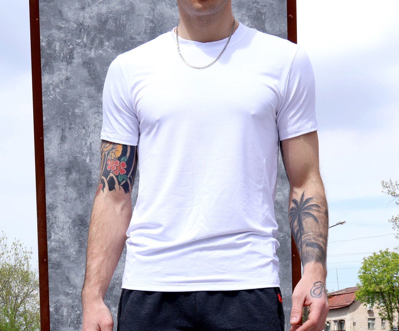 АКЦІЯ! Біла однотонна футболка (маломерит), фото 1