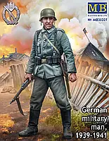 Фігура німецького солдата періоду 1939-1941 років. у масштабі 1/35. MASTER BOX 35227