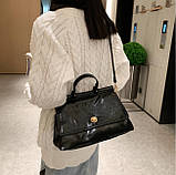 Містка сумка саквояж через жіноче плече, фото 7