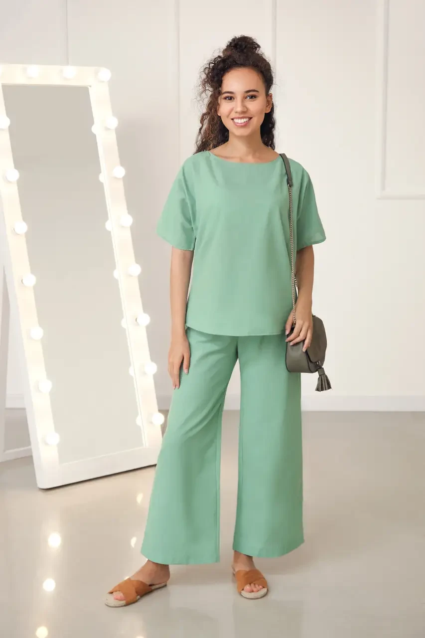 Жіночий літній вільний костюм із натурального льону з широкими штанами "Delux" колір м'ята