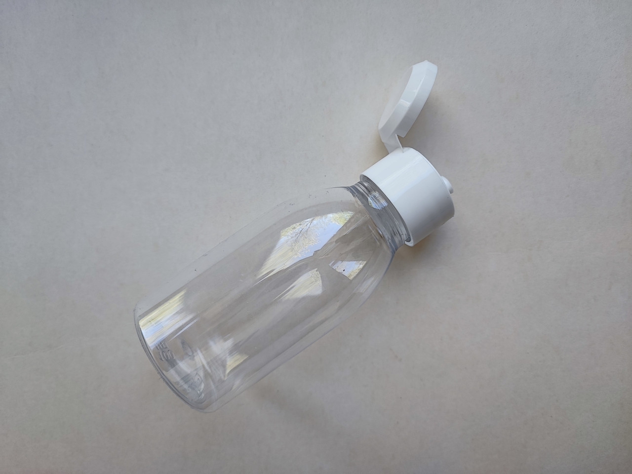 100 - 107 мл 28/410 Круглий з білою кришкою фліп-топ 28 мм, ПЕТ пляшка, флакон пластиковий, пластмасовий