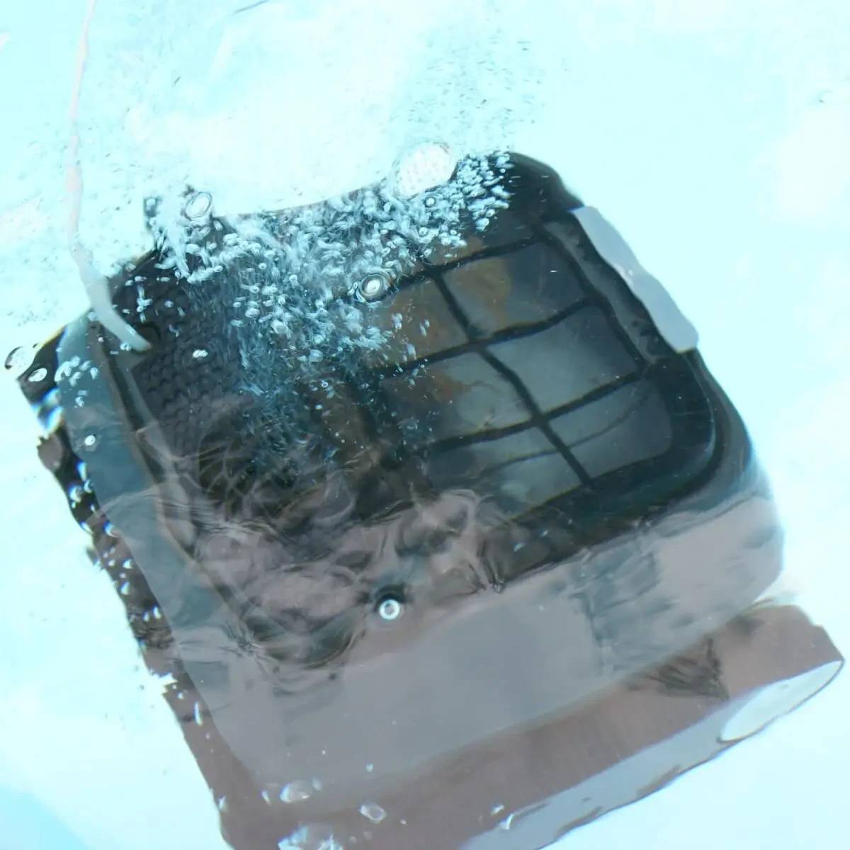 Робот-пылесос для бассейна Aquaviva 7310 Black Pearl - фото 7 - id-p804790928