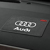 Антискользящий коврик в машину на торпеду с логотипом Audi