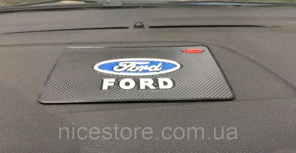 Антиковзний килимок у машину на торпеду з логотипом Ford, фото 1