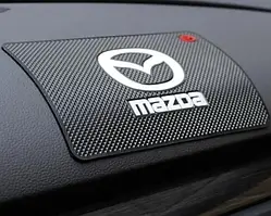 Антиковзний килимок у машину на торпеду з логотипом Mazda