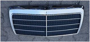 Решітка радіатора Mercedes мерседес W124 -93 дорістайл