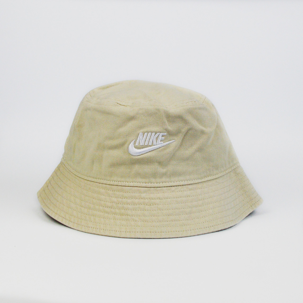 Панамка nike sportswear bucket cap (dc3967-010) панама найк