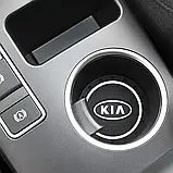 Килимок антиковзний в машину для підсклянника з логотипом Kia, фото 4