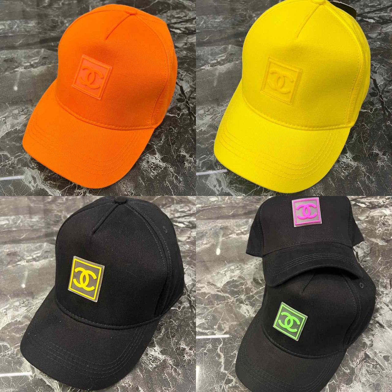 Оптом Брендова яскрава кепка  "Сhanel" 57-59 р