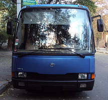 Toyota Caetano (1998-) лобове скло
