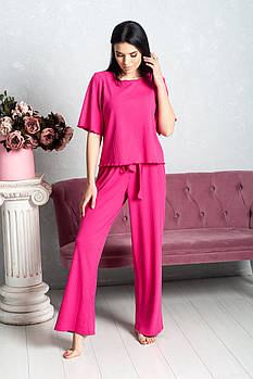 Трикотажний комплект в рубчик штани і футболка