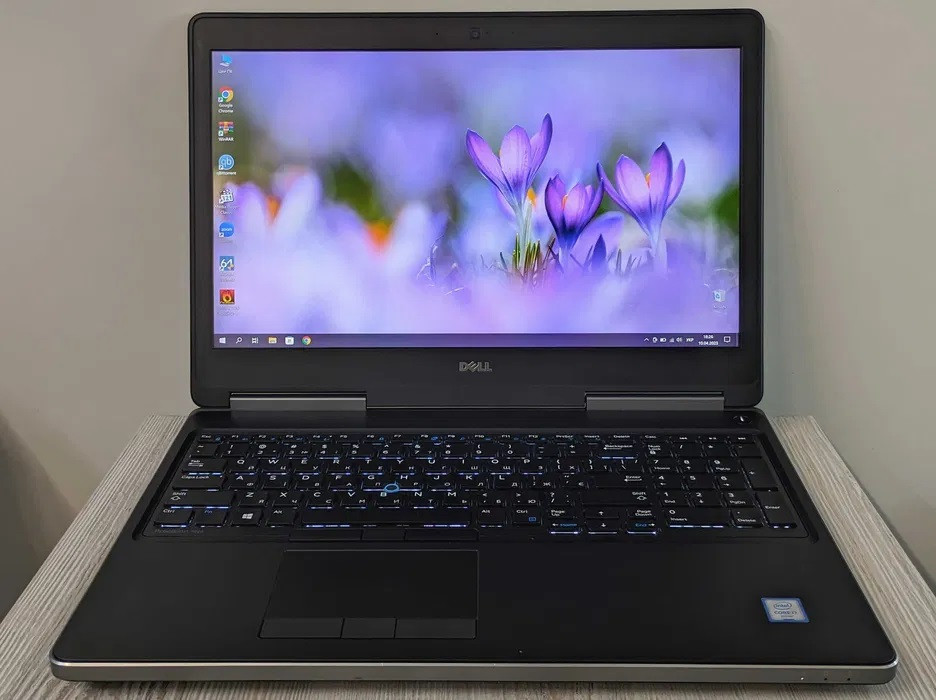 Ноутбук Dell Precision 7520 | 15.6" 4K/i7-6920HQ/32GB/QuadroM1200 4GB/256 SSD Б/В