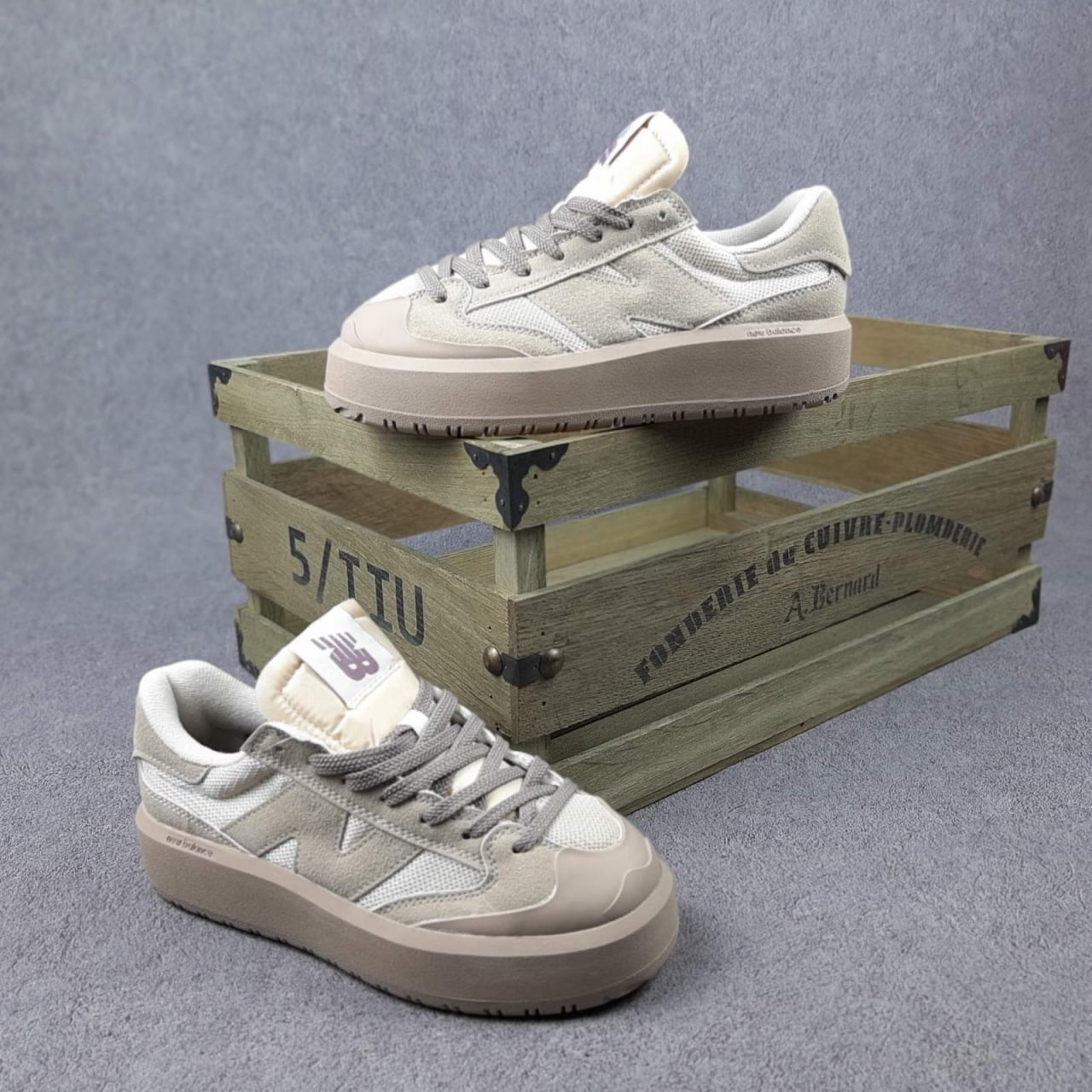 Жіночі кросівки весна літо бежеві New Balance CT302. Взуття жіноче бежеве Нью Баланс СТ302 на весну