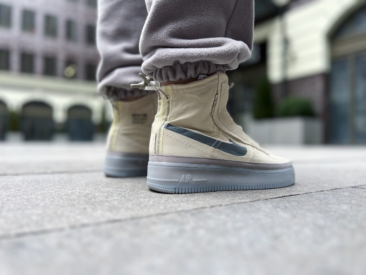 Air force 1 shell cream top