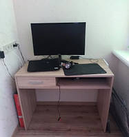 Компьютерный стол IdealMebel КС-42, письменный стол с выдвижным ящиком, туалетный столик