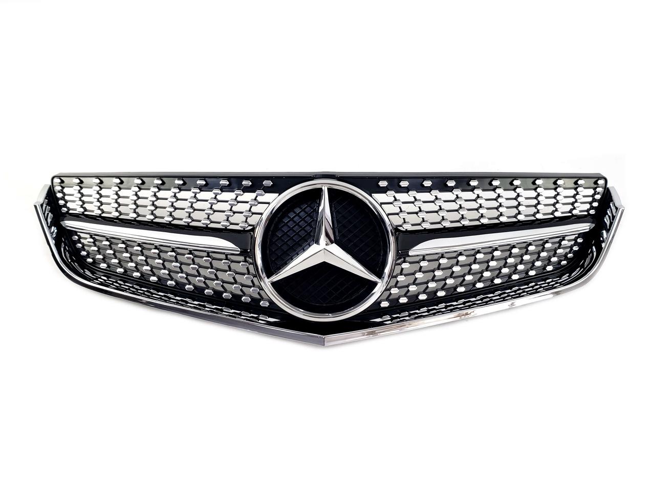 Решітка радіатора на Mercedes E-class Coupe C207 2009-2013 рік Diamond (Чорна з хром вставкою), фото 1