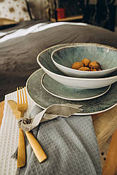 Набір 6 великих керамічних блакитно-фіолетових салатників Волошка 27 см