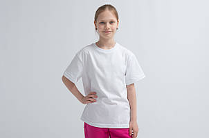 Біла футболка на дівчинку