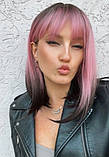 Перука рожева каре з затемненими коренями та кінцями, фото 5