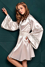 Короткий атласний халат із мереживом на рукавах для нареченої Айворі, фото 3