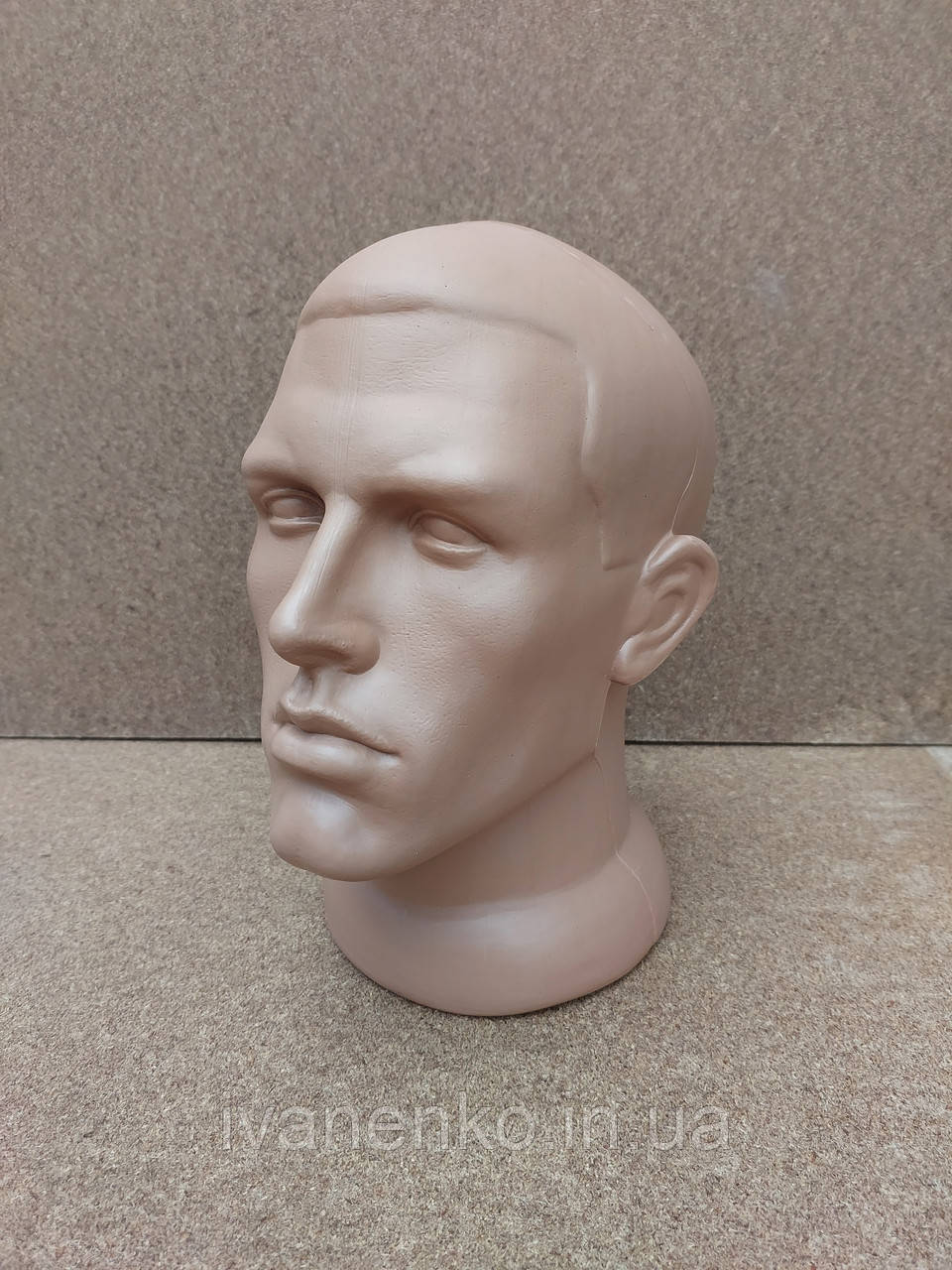 Манекен чоловічий голови
