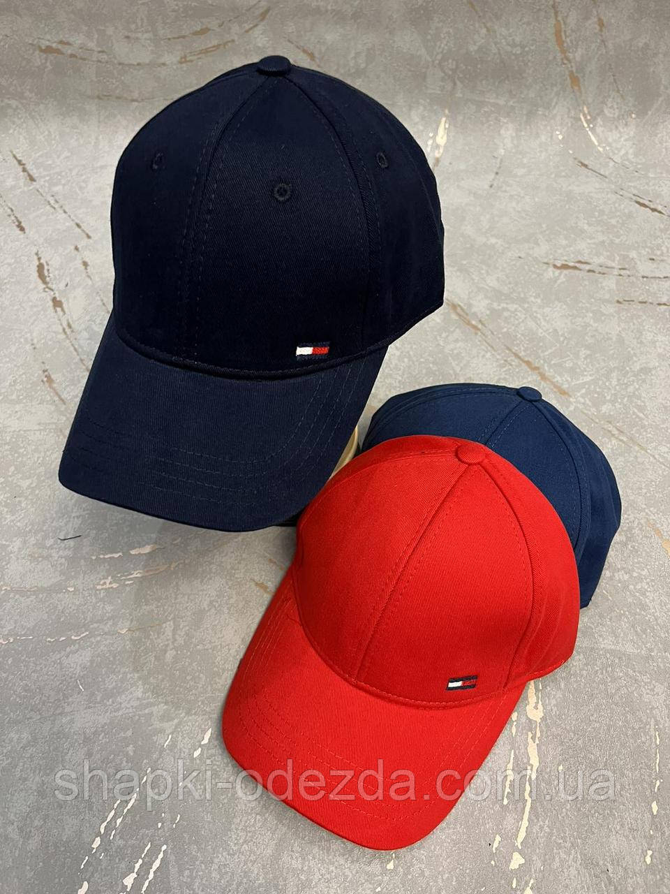 Брендові кепки оптом "Balenciaga" та "Tommy Hilfiger"