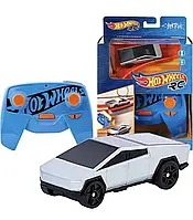 Машинка Хот Вилс Тесла Кибертрак 1:64 на Пульте Управления для Трека Hot Wheels Tesla Cybertruck Mattel GXG30