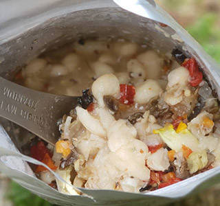 Похідна військова їжа Квасоля з м'ясом та овочами швидкого приготування, сублімована Їжа у похід
