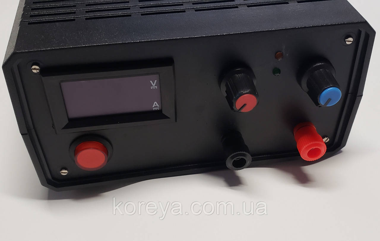 Зарядний пристрій для всіх типів акумуляторів Авто та Мото з ручним регулюванням 5 амперів від 2-18.0 вольтів, фото 1