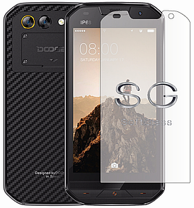 Бронеплівка для Doogee s30 на екран зносостійка поліуретанова SoftGlass