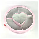Кругла коробка із серцем та перетинками  40*10 см рожева, фото 2