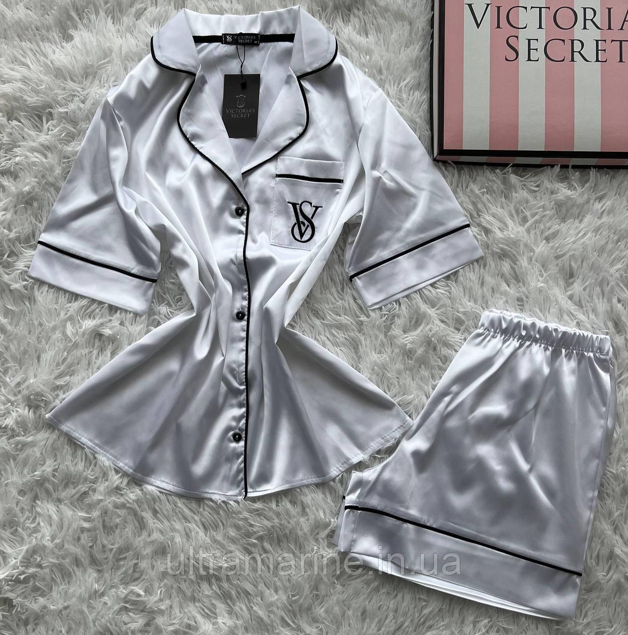 Стильна шовкова піжама з шортами бренд Victoria's Secret молочний (Вікторія Сікрет)