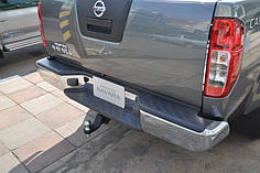 Фаркоп Nissan Navara D40 2005-2015 (Нісан Навара d40) без підрізу бампера Американська вставка під квадрат