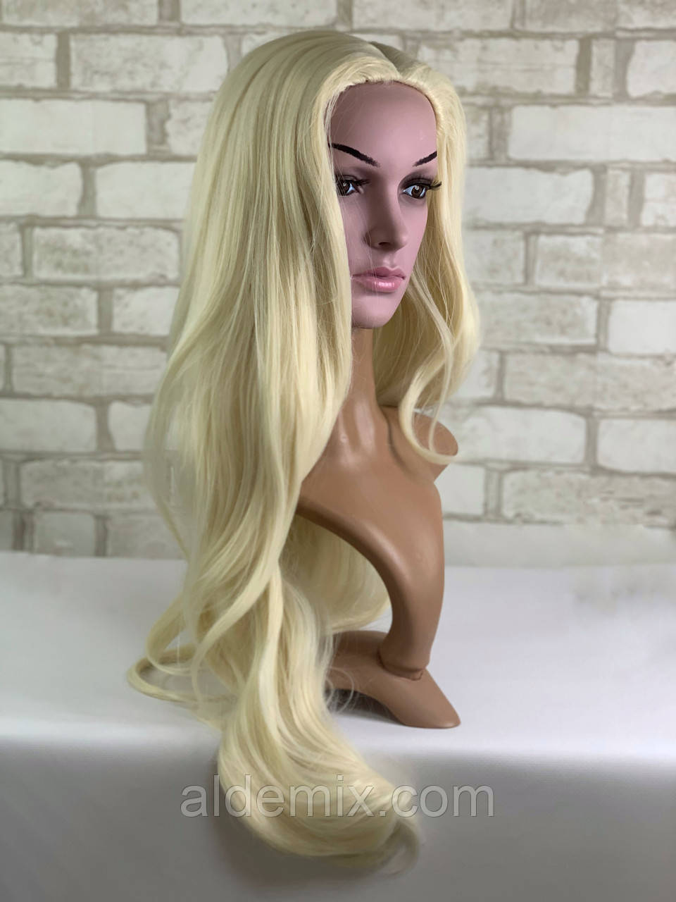 Перука Ельзи Фрозен 2