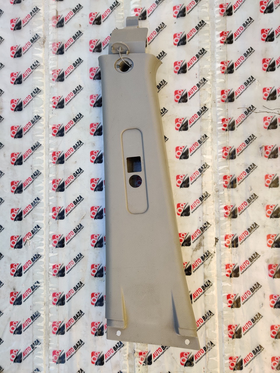 Накладка центральной стойки верхняя левая бежевая Джили Эмгранд ЕС7 ...