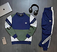 Спортивный костюм Adidas синего цвета M