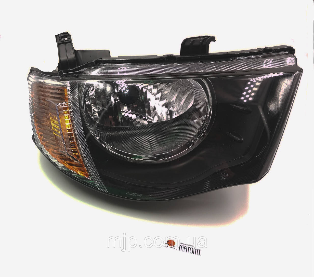 Фара права MATOMI LAMP2810 8301B466