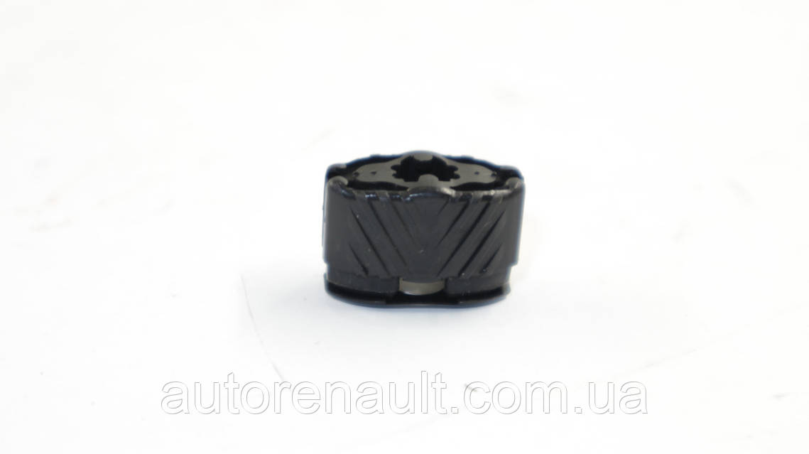 Купить Крепление переднего подкрыльника Рено Меган III (клипса