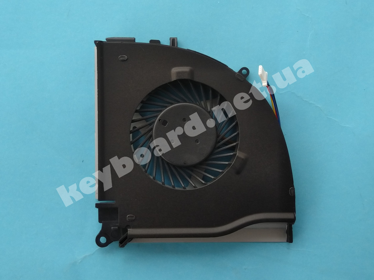 Вентилятор для ноутбука Dell Inspiron 5577