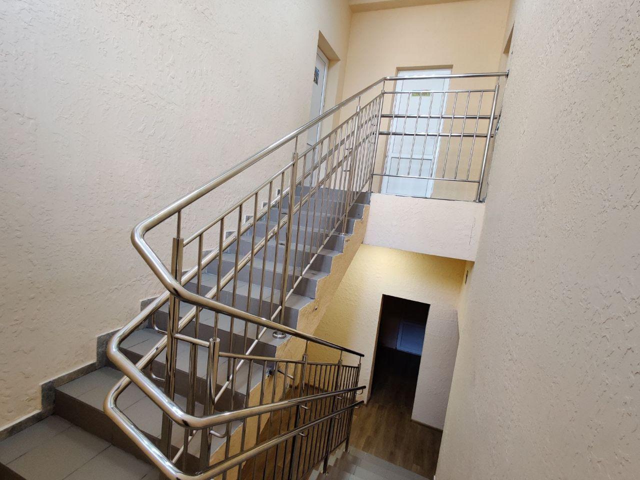 Перила для сходів з нержавіючої сталі