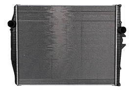 Радіатор без рами VOLVO FH, FM 1665249 1676436 20536961 8112566 8112960