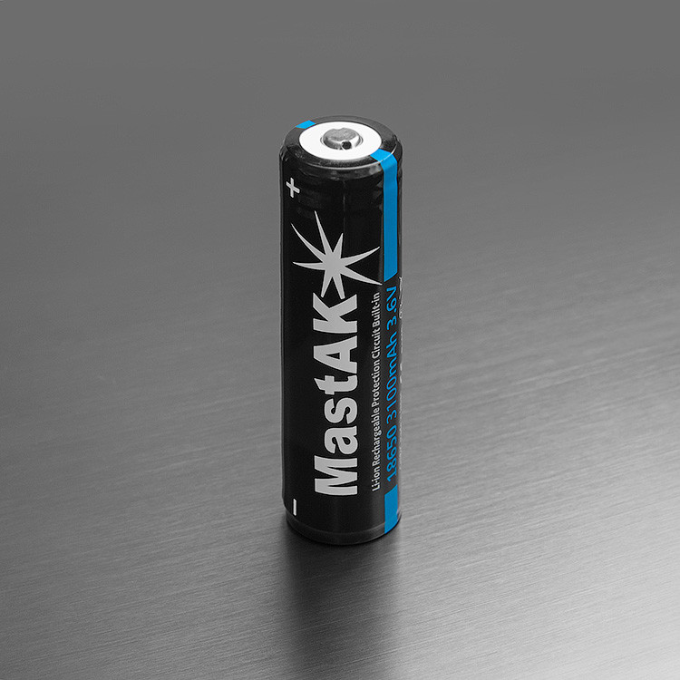 Акумулятор MastAK 18650 Li-ion 3,7 V 3100mAh з контролером