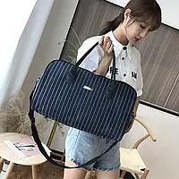 Стильна сумка спортивна дорожня нейлон 50*35*23 см синя з білою смужкою (5-0088)