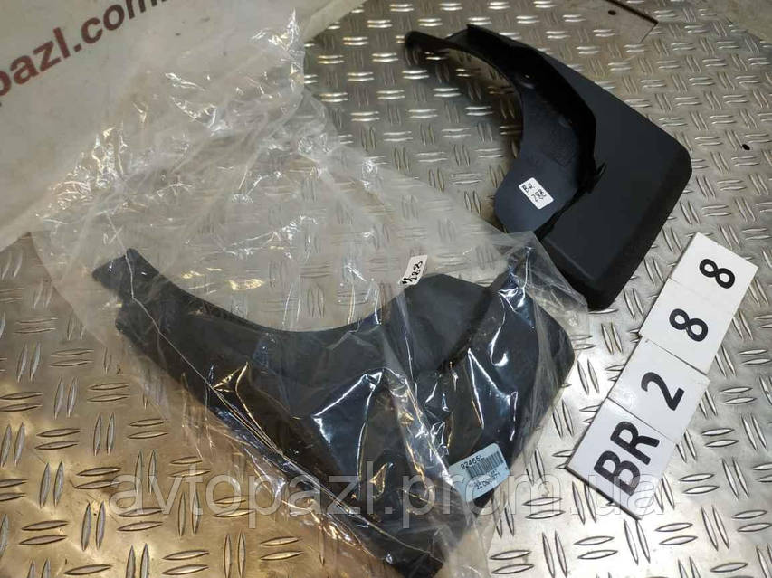 BR0288 PK38942K00R1 Бризговик зад LН PK38942K00TR . 76626YY140