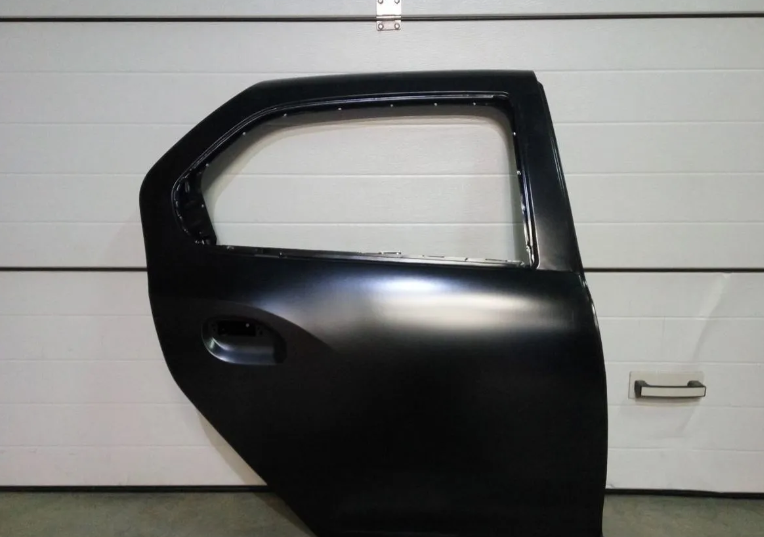 Двері задня права Renault Logan 2 (2013-...) Оригинал 821000293R двері задні праві Рено Логан 2, фото 1