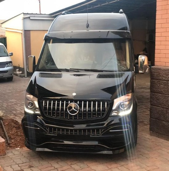 Решітка радіатора Mercedes Sprinter W906 (14-17) тюнінг стиль AMG GT Panamericana (Хром)