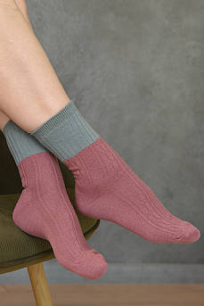 Шкарпетки жіночі темно-рожевого кольору розмір 36-41                                                 156909M