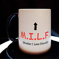 Чашка-хамелеон у подарунок мамі із принтом "MILF", 330 мл